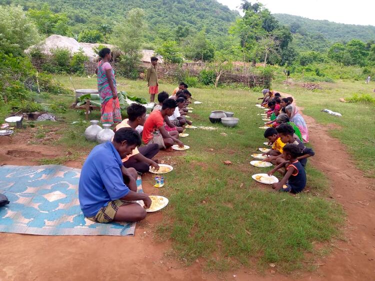 ମାଙ୍କିଡିଆ  ମାନଡି ଜମ ରା ଆ 